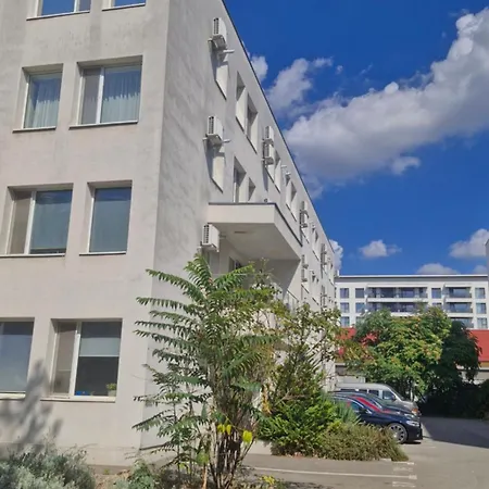 Cozy 1br In Pipera With Private Parking Near Promenada